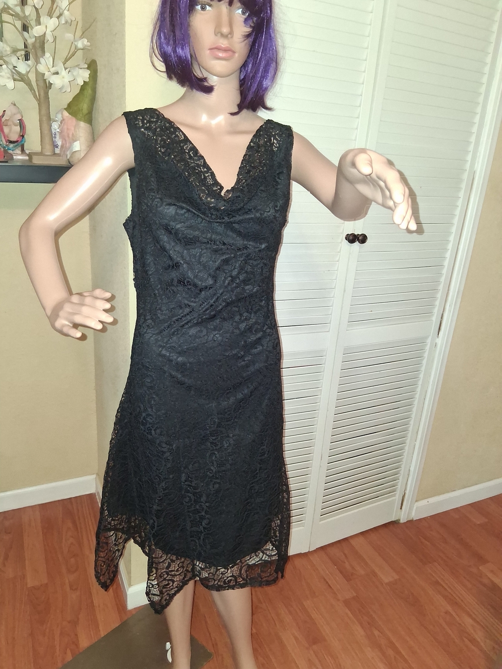 Unique Vintage Black Lace Hemingway Flapper Dress Size S / 4 Cowl Neck
